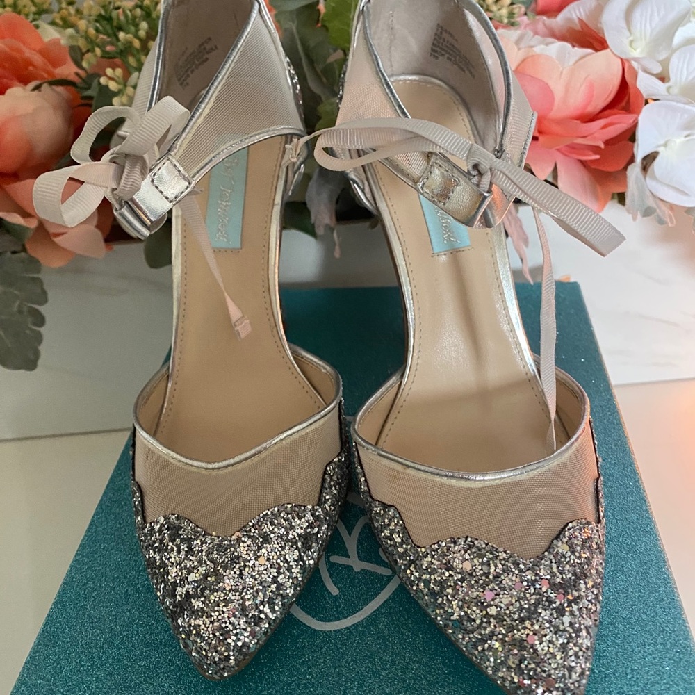 Blue by Betsey Johnson sparkly pumps